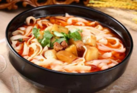 旋转火锅美食图片