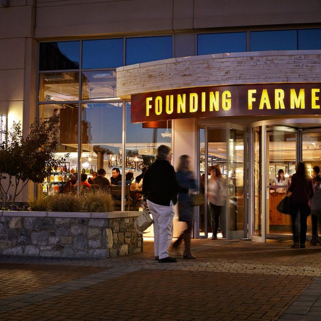 MoCo’s Founding Farmers餐厅图片