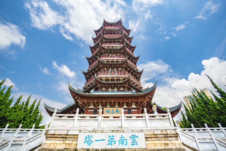 昙华寺