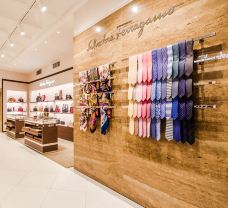 意大利罗马三越百货公司-罗马