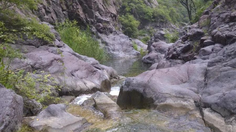 连宝河大峡谷