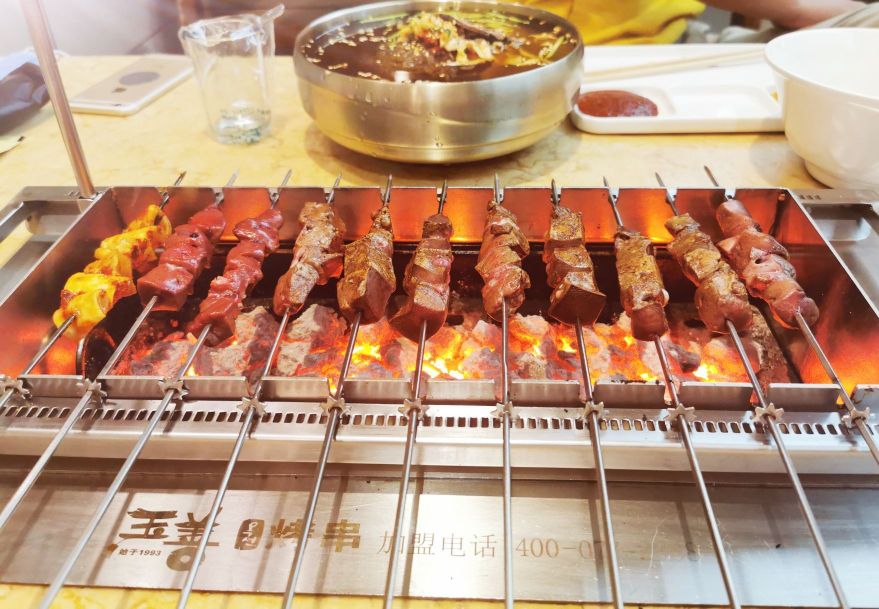 玉善烧烤串城(一分店)