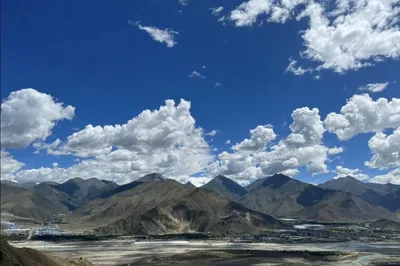 纳金山