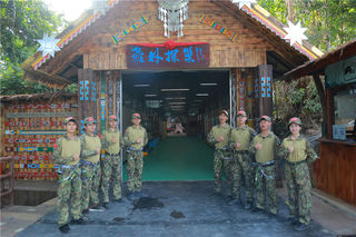 步履惊心雨林巢,飞虹穿越苗家美