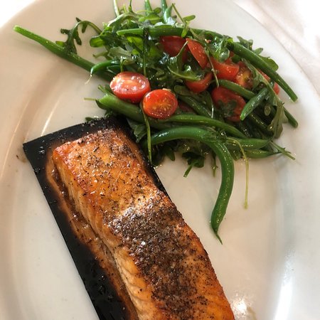 The BoatHouse Cafe & Grille
