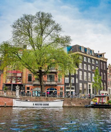 10D8N • Discover the Netherlands with Amsterdam, countryside and flexible private driver service