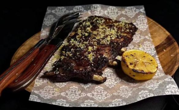 离尘餐酒馆L·C BISTRO