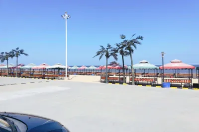 沙石浴场