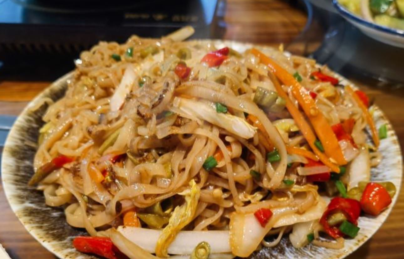 瑶妃油茶餐馆(八里街店)餐厅图片