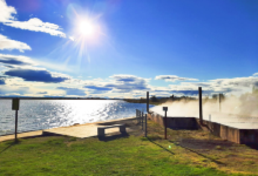 Hot Spring - Bake bread in the ground景点图片