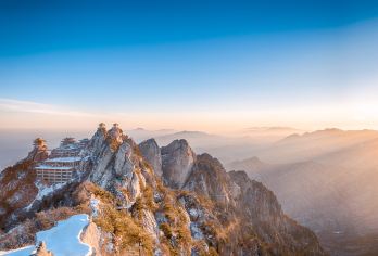 洛阳老君山景区一日游【三班次可选丨赏亮灯丨走高速直达索道站】【[退改无忧]出发前一天18点前，有任何变动皆可联系客服，全额退款没有任何损失】