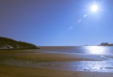 Mispec Beach景点图片