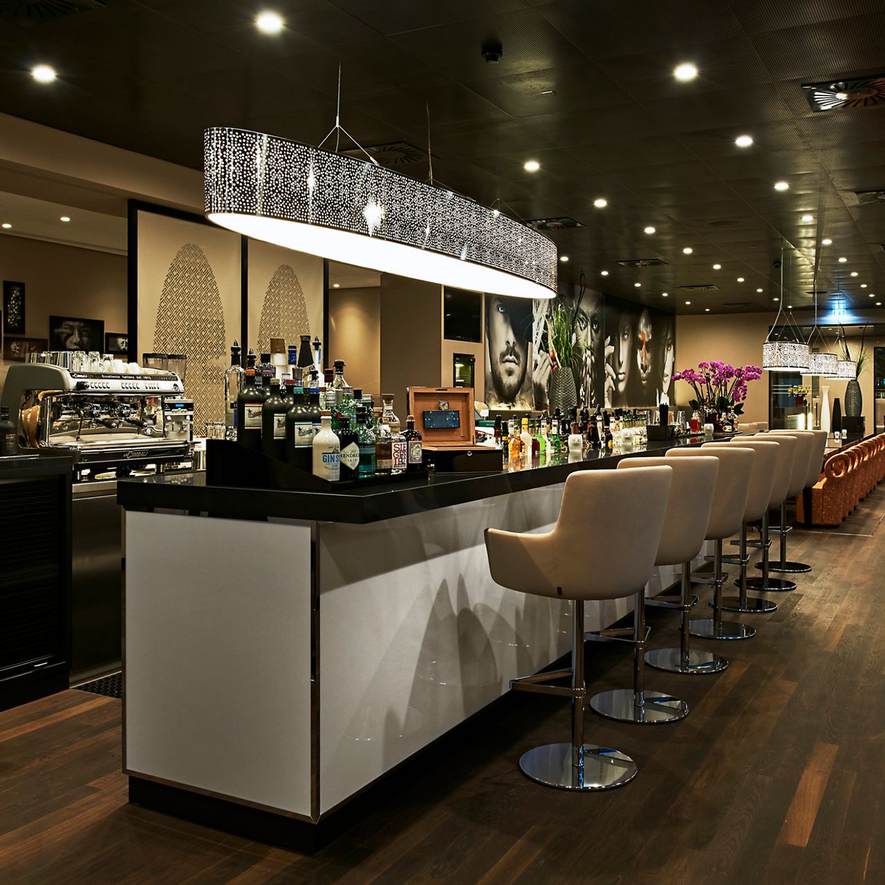 faces Restaurant & Bar餐厅图片