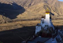 雍布拉康景点图片