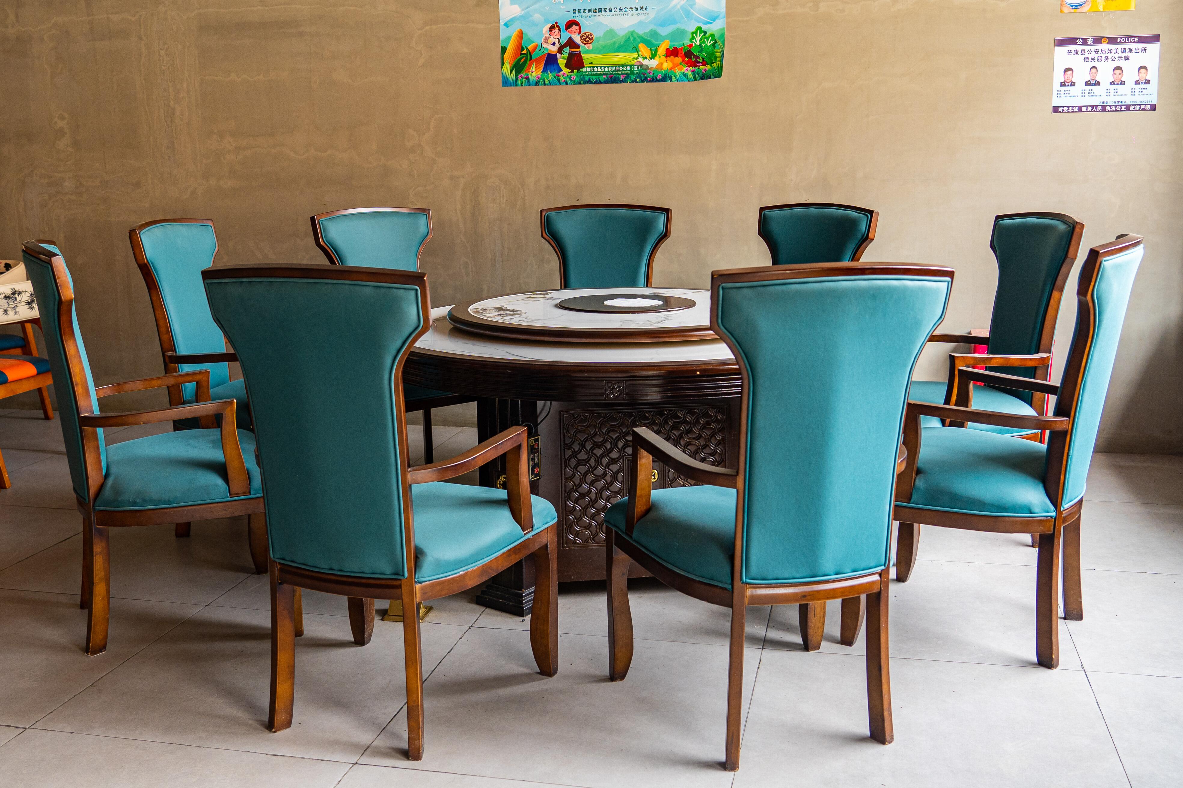 芒康如美圣域天香洲际大酒店(竹卡大桥店)·天香美食荟