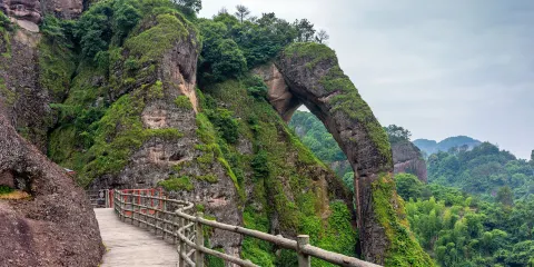龍虎山高空棧道