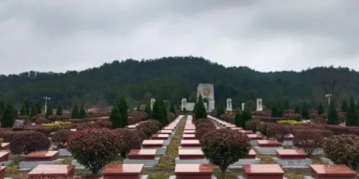 鄂豫皖蘇區中心烈士陵園