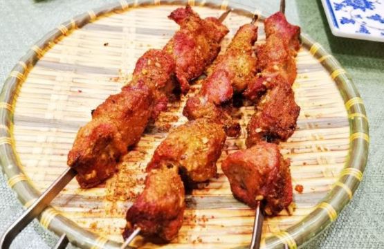 阿瓦人家馕坑肉(翡翠湾小区店)餐厅图片