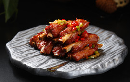 鸭绿江地锅渔村(华夏街店)