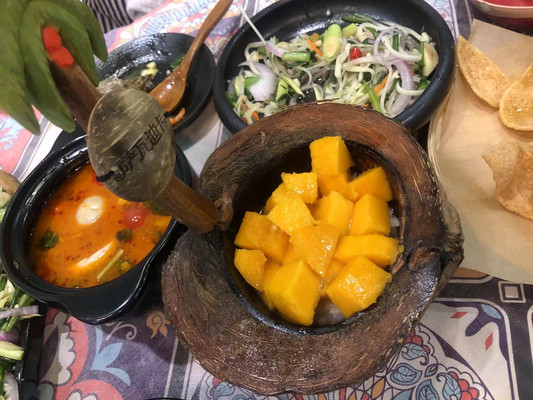 首次体验泰国餐厅打卡/大众途岳/闺蜜聚餐