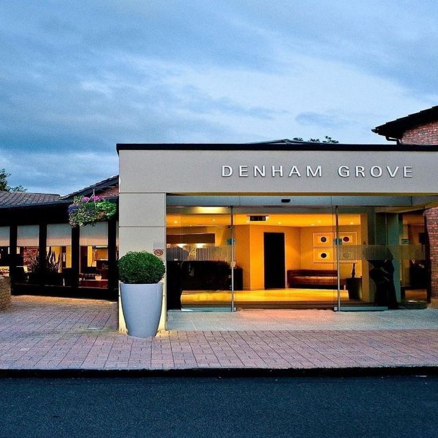 Ponzu at Denham Grove Hotel餐厅图片