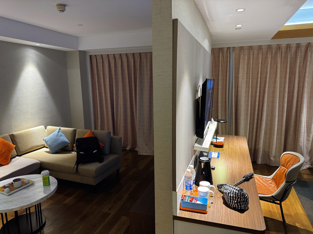 上海金山智选假日酒店主图