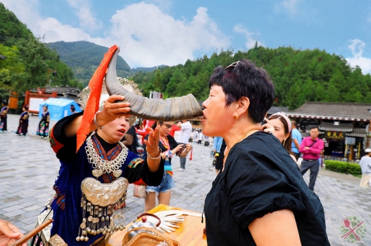 西江千户苗寨深度游攻略，还有黔东南美食指南-西江千户苗寨游记攻略【携程攻略】