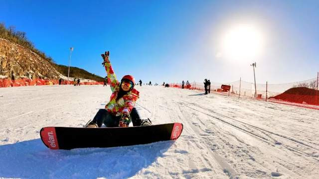 不用出江浙沪就可以滑雪 这个冬天到云上草原滑雪、高空悬崖荡秋千吧