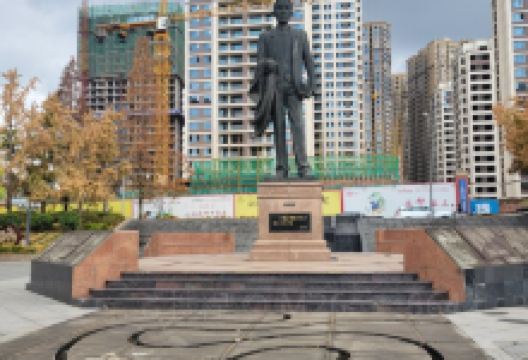 卢作孚广场景点图片