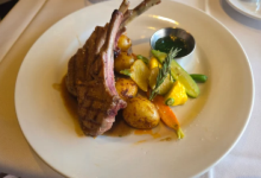 Caesar's Restaurante Bar美食图片