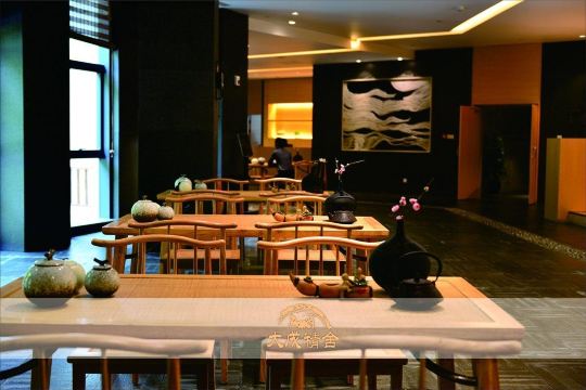 Gallery 2