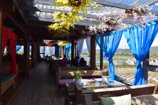 丽江美泉在水一方马场