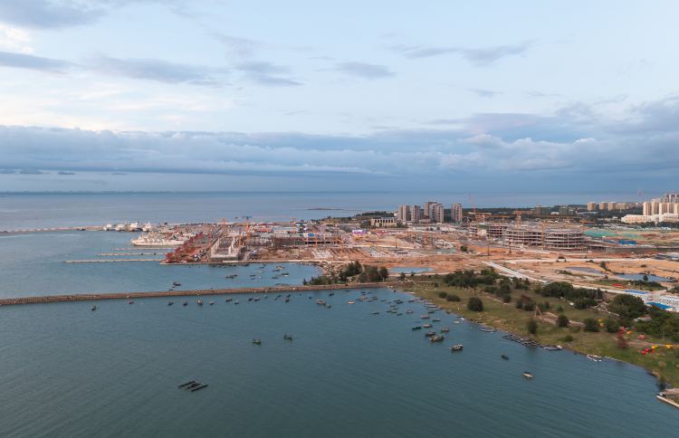 Xinhai Port Terminal (Maritime activities, Transportation hub)