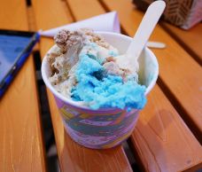 Cow and Moon Artisan Gelato-Enmore-没有蜡olling