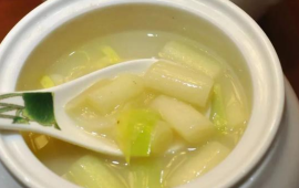 奶汤蒲菜