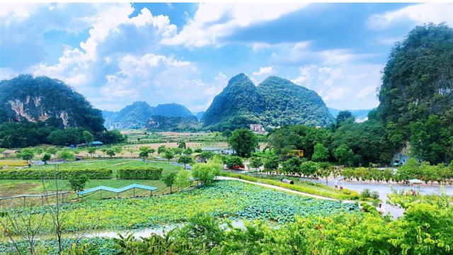 在英西峰林片区打卡沿路景点,体验英西的风土人情