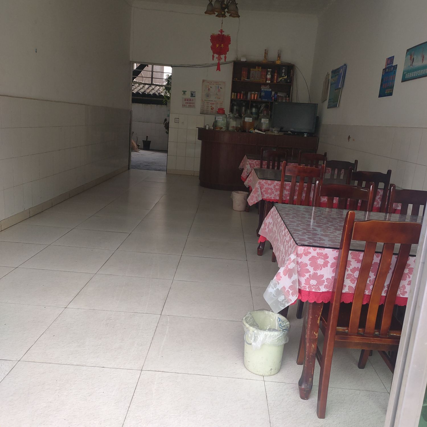 味源酒家(螺髻山大道店)