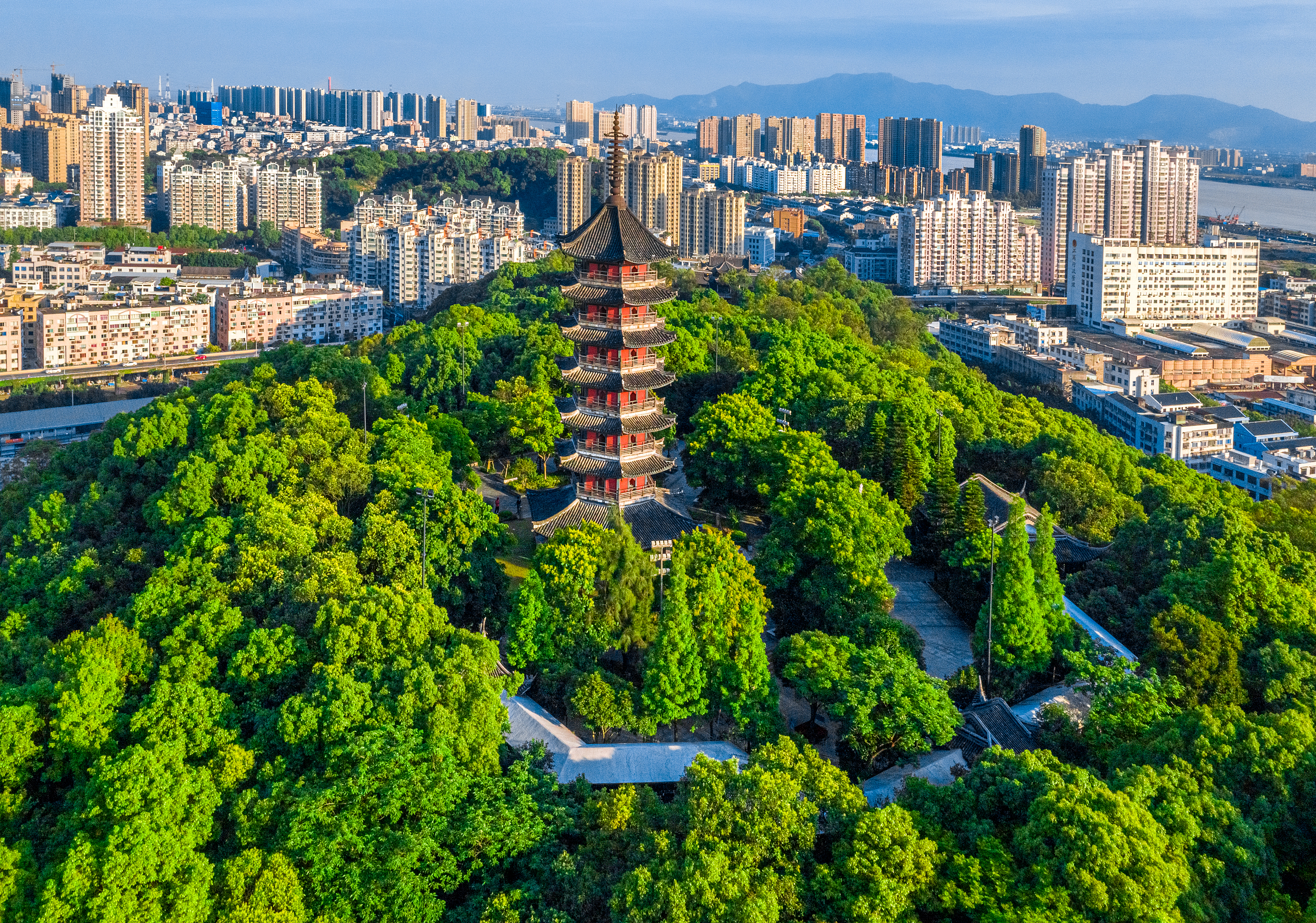 1-Day Rui'an Tour: Historic Charm of Yu Hai Lou, Natural Beauty of Beibei Island