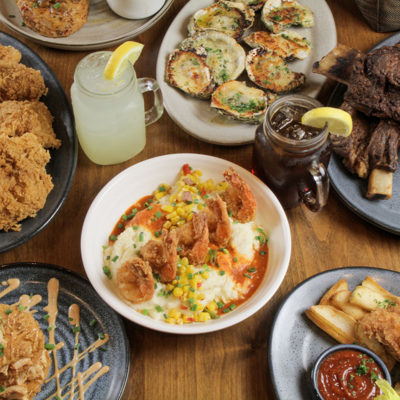 Mama 'n' Em, Southern Table & Bar餐厅图片