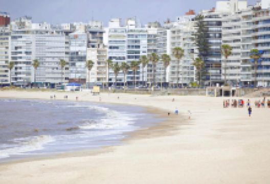 普拉亚波西塔斯景点图片