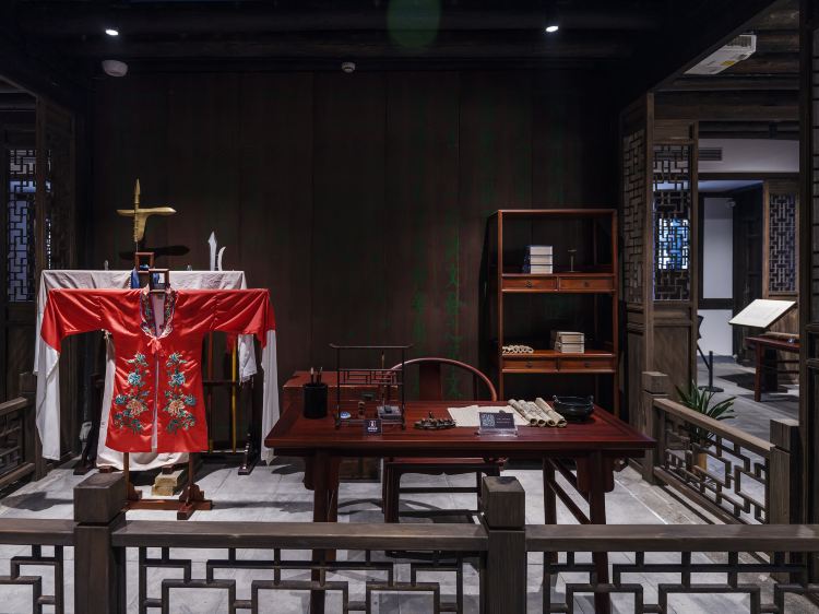 Gallery 3