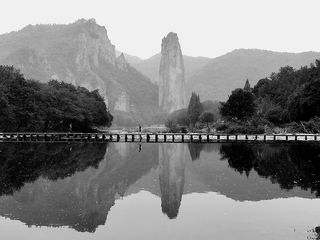 看看丽水的碧山青水