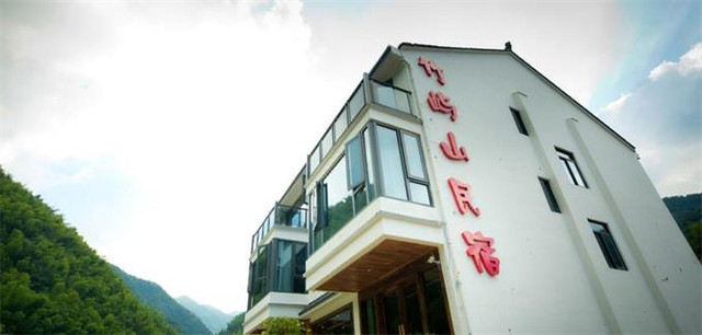 春天里的丽水云和梯田，偶遇竹屿山民宿，重峦叠嶂的山中小院！
