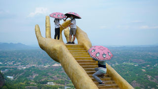 平江石牛寨景区防疫出奇招