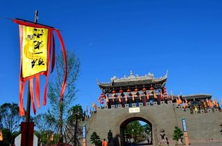 船山龙凤古镇丨踏上斑驳青石板路,聆听老街的岁月故事