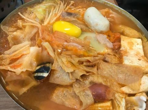 三妈臭臭锅(昆明店)