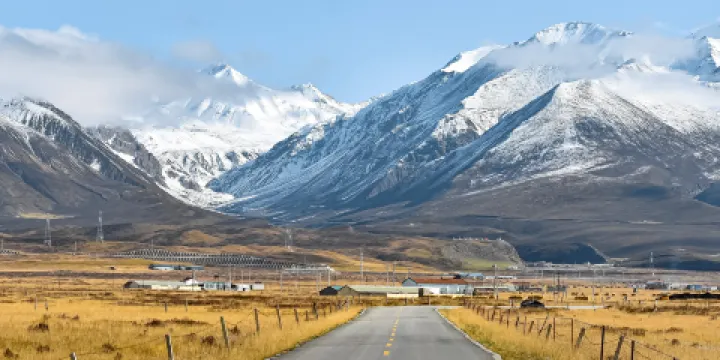 祁連山·崗什卡雪峯景區