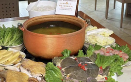 炖炖香·野生菌泥巴鸡·野生菌火锅·团建聚餐(湖泉生态园店)