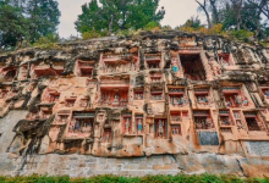 南龛石窟景点图片