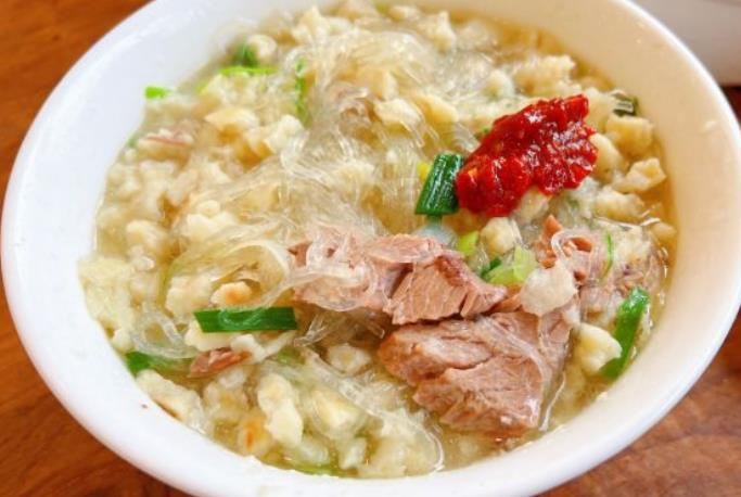 Tongshengzhaipaomoguan
